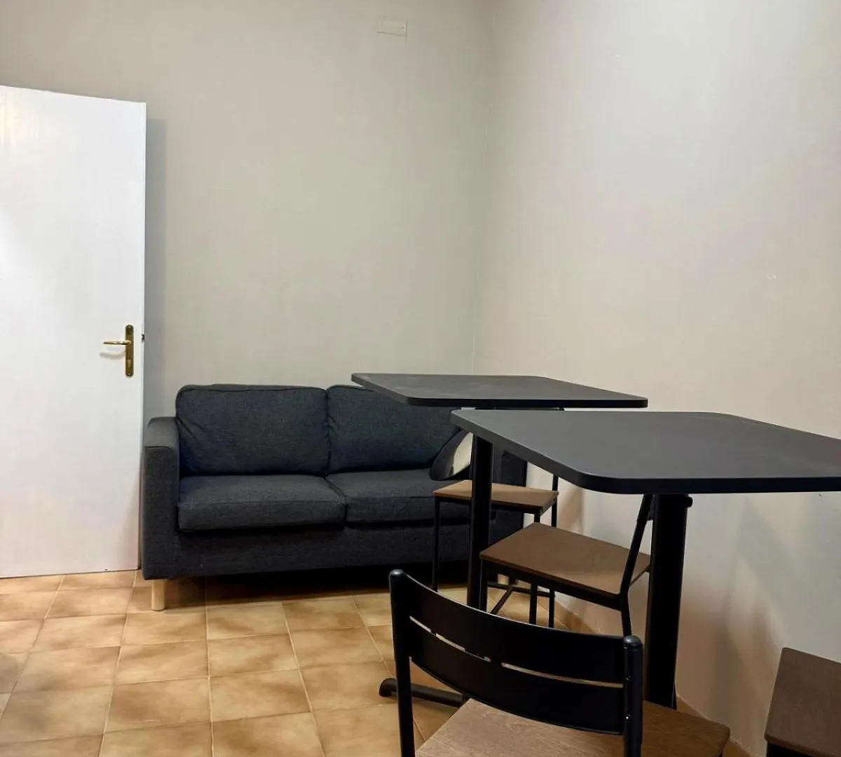 Villa Sundarban Rome Homestay